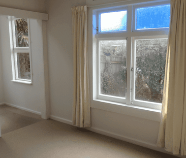 Bluff Hill, 3 bedrooms - Photo 2