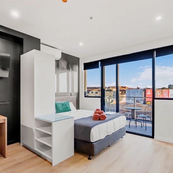 Penthouse Single Studio - Photo 1