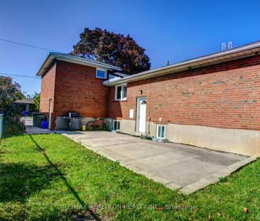 For Lease - 7 Stafford Road Unit# B1, Toronto, Ontario - Photo 3