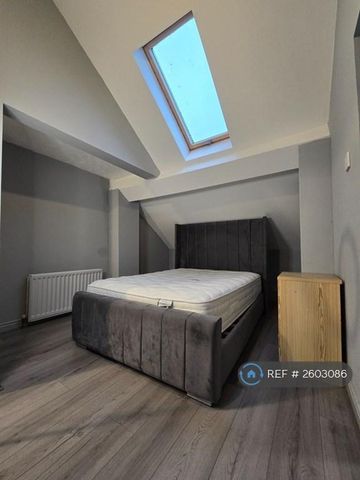 2 bedroom flat to rent - Photo 3