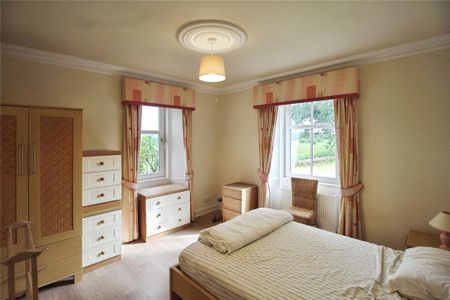 3 bedroom detached house to rent - Photo 5