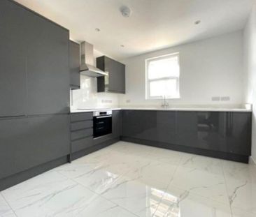 6 bedroom semi-detached house to rent - Photo 6