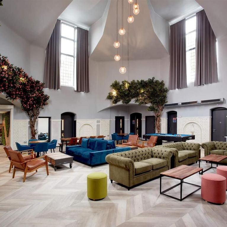 1 bedroom in a flat share to rent - Photo 1