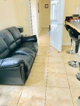 Room 7, 31 Sandhurst Drive, Stranmillis, Belfast, BT9 5AY - Photo 1