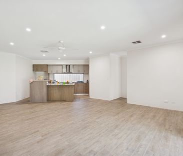 Spacious 4-Bedroom Family Home in Leeming - Photo 4