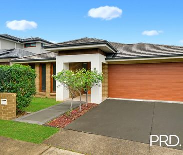 Stunning Family Home Packed with Space, Style & Convenience - Photo 6