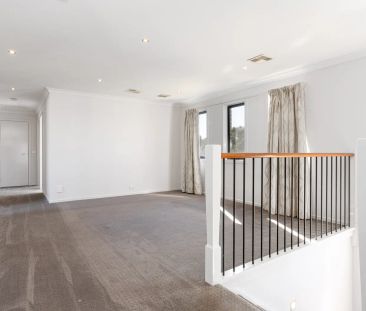 6 Roxburgh Crescent - Photo 1