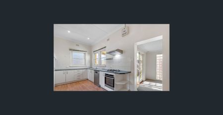 Perfectly Positioned So Close To Schools, Shops and Transport - Photo 4