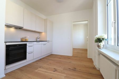 Moderne 2.5 Zimmer-Wohnung an zentraler Lage - Photo 5