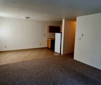 2 Bedroom $1,545 900 SqFt 1681 Boundary Avenue - Photo 2