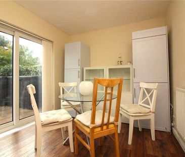 Milton Drive, Borehamwood, Hertfordshire, WD6 - Photo 4