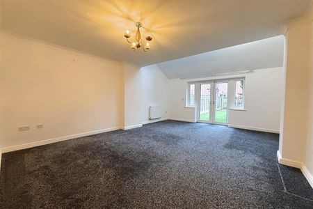 3 Bedroom Semi Detached To Let - Photo 3