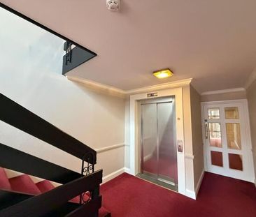 Sweepstakes, Ballsbridge, Dublin 4 - Photo 1