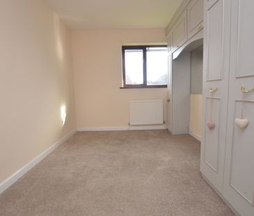 3 Bedroom Detached House - Photo 1