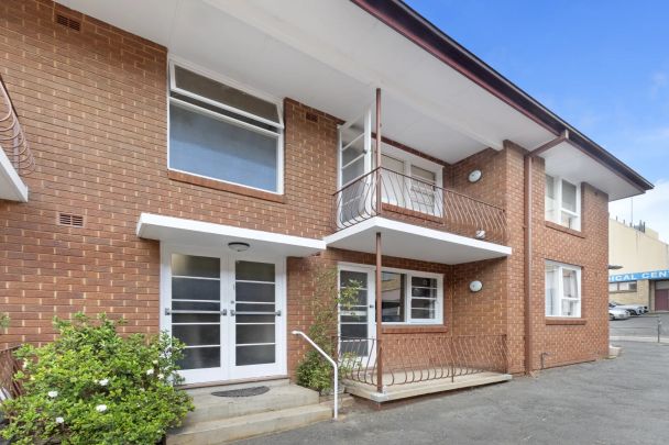 8/17 Albert Street, Hornsby. - Photo 1