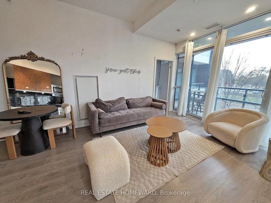 205 99 The Donway W - Photo 1