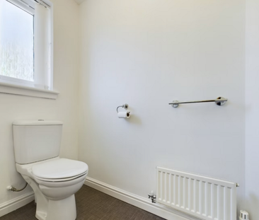 3 bedroom terraced house to rent - Photo 5
