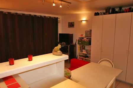 Studio te Toekomststraat 11 (Kortrijk), T4 - 560 €/maand. Pand Code: T4 - Photo 2