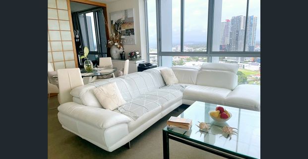 FULLY FURNISHED WATERVIEW APARTMENT WITH STUDY ON LEVEL 23 - Photo 1