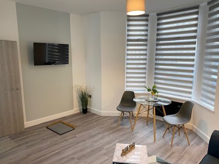 Princes Street, Roath - Photo 2