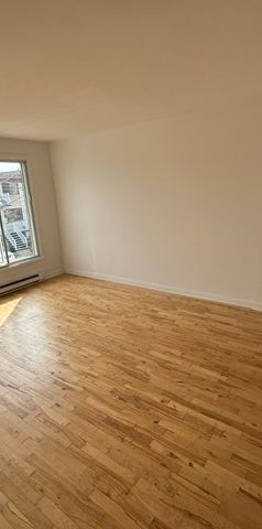 Joli 51/2 à Louer - Photo 1