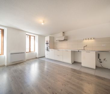 Location Appartement 4 pièces 93m² ALLEVARD 38580 - Photo 3