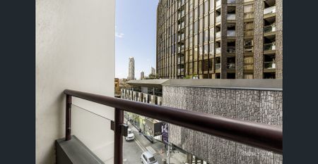 ONE BEDROOM APARTMENT IN PRIME DARLINGHURST LOCATION | Unfurnished - Photo 2