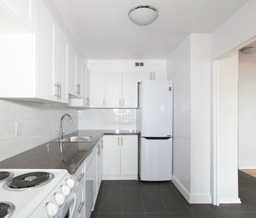 For Lease - 6200 Bathurst Street Unit# 511, Toronto, Ontario - Photo 1