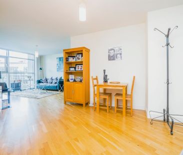 Bute Terrace, Cardiff - Photo 2