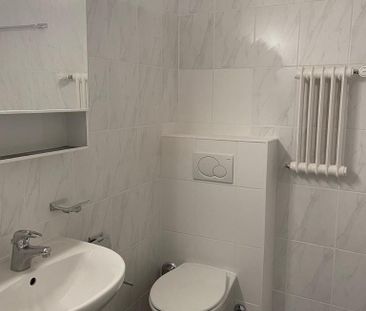 Bel appartement en plein coeur de la Vieille-Ville - Photo 2