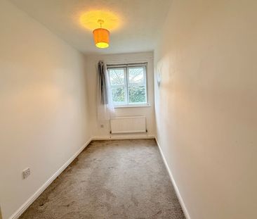 2 Bed Flat, Anthistle Court, M5 - Photo 2