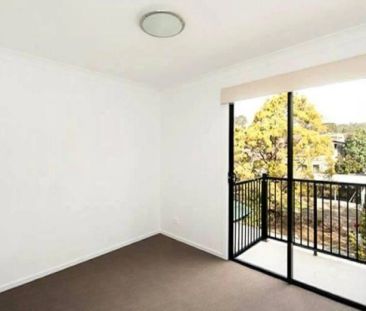 Unit 4/119 Jones Road, Carina Heights. - Photo 1