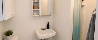 1 room apartment of 41m² in Sherbrooke - Photo 1