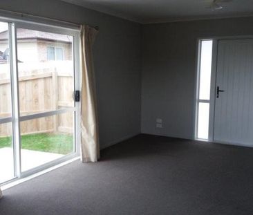 ELENA PLACE, WELCOME BAY (2bed) - Photo 1