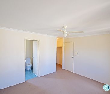 CUTE LOVELY 4 X 2 FAMILY HOME! - Photo 5