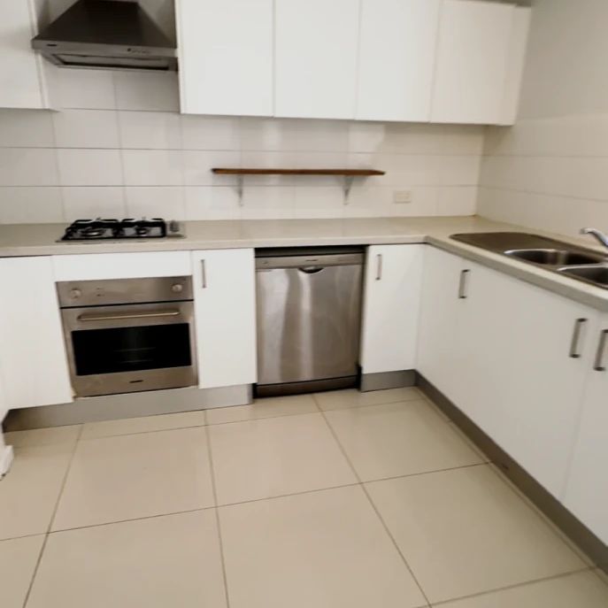 second room - Photo 2