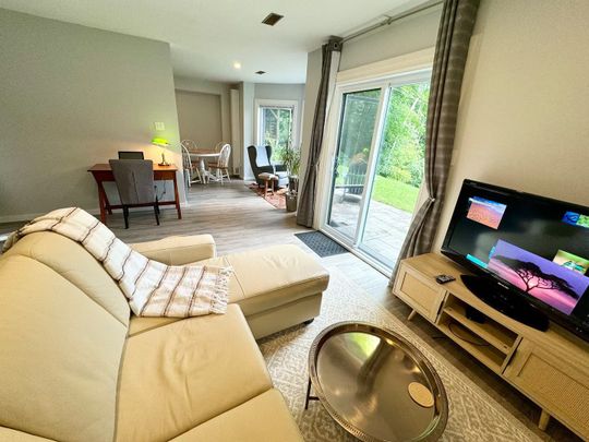 For Lease - 27 Valley Trail Unit# Basement, East Gwillimbury, Ontario - Photo 1