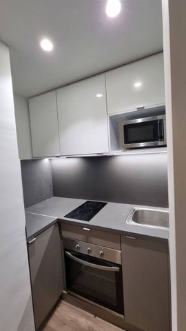 Διαμέρισμα για ενοικίαση Αριστοτέλους - Ιστορικό Κέντρο (Κέντρο Θεσσαλονίκης) - Φωτογραφία 4