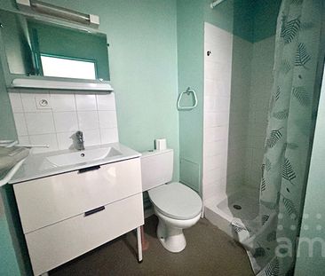 Appartement Niort 1 pièce(s) 22.80 m2 - Photo 2
