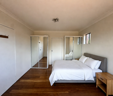 Spacious 3-Bedroom Townhouse in the Heart of Waverley! - Photo 3