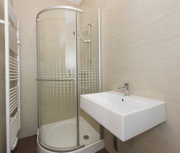 Erstklassige 2-Zimmer-Wohnung! Verfügbar ab sofort! - Photo 1