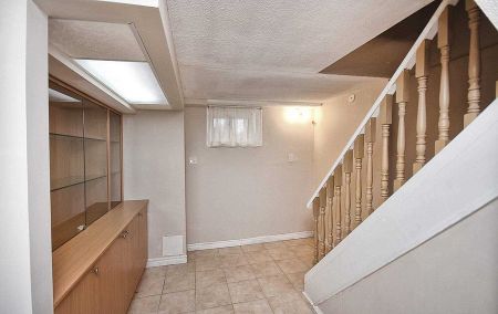 For Lease - 25 Rockport Crescent Unit# Lower, Richmond Hill, Ontario - Photo 5