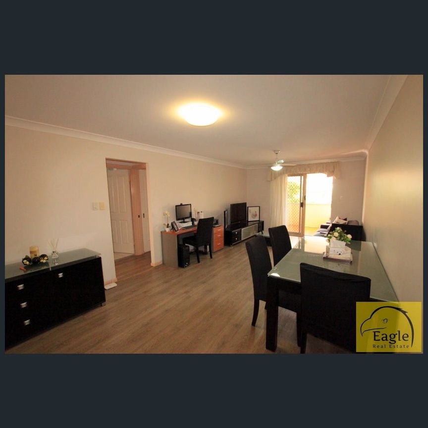 2/195 Juliette Street, Greenslopes, Qld 4120 - Photo 1