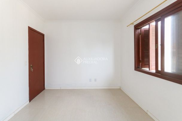 Casa com 2 quartos e 57m² para alugar em Harmonia, Canoas. - Photo 1