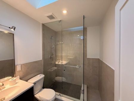For Lease - 191 Rosethorn Avenue Unit# 2nd Floor, Toronto, Ontario - Photo 5