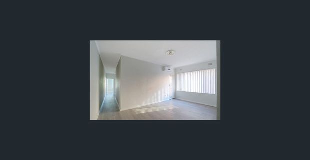 Walk To Station - Photo 1