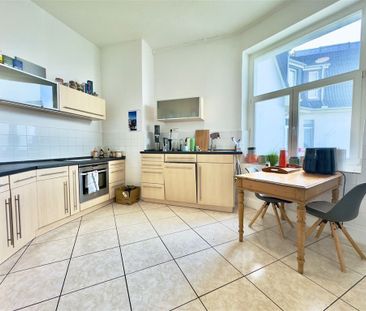 METEOR IMMOBILIEN : Repräsentative Altbauwohnung am Wilhelmsplatz - Foto 3