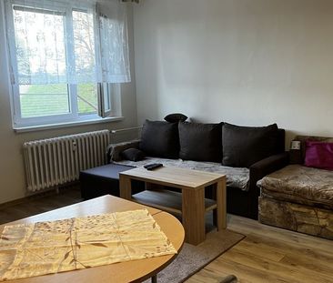 PRENÁJOM | priestranná garsónka na krok od Váhu - Photo 3