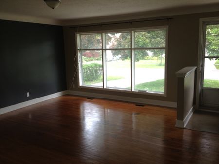 82 Jacobson Avenue - Photo 2