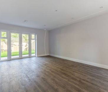 3 bedroom detached house to rent - Photo 2